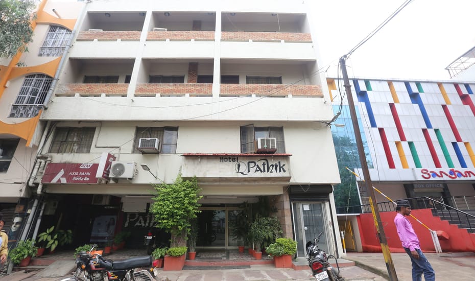 Pathik Hotel Bhopal