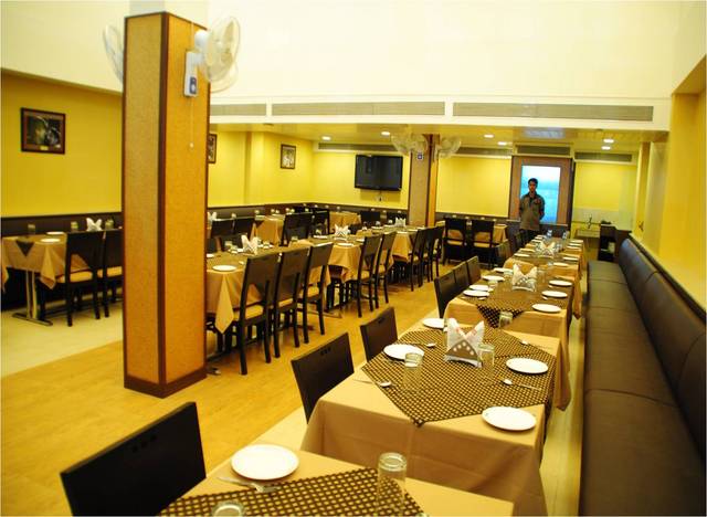 Grand Ashirwad Hotel Bhopal Restaurant