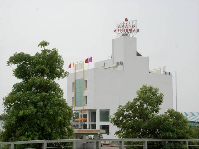 Grand Ashirwad Hotel Bhopal